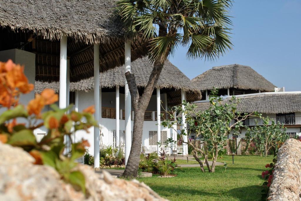 Kola Beach Resort Mambrui Номер фото