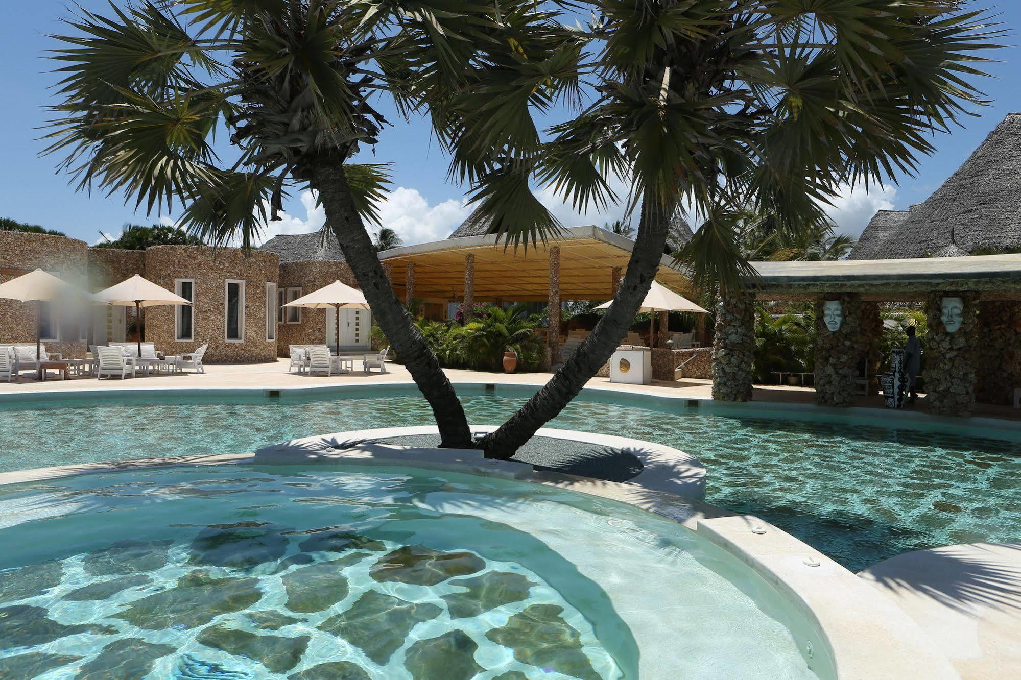 Kola Beach Resort Mambrui Экстерьер фото